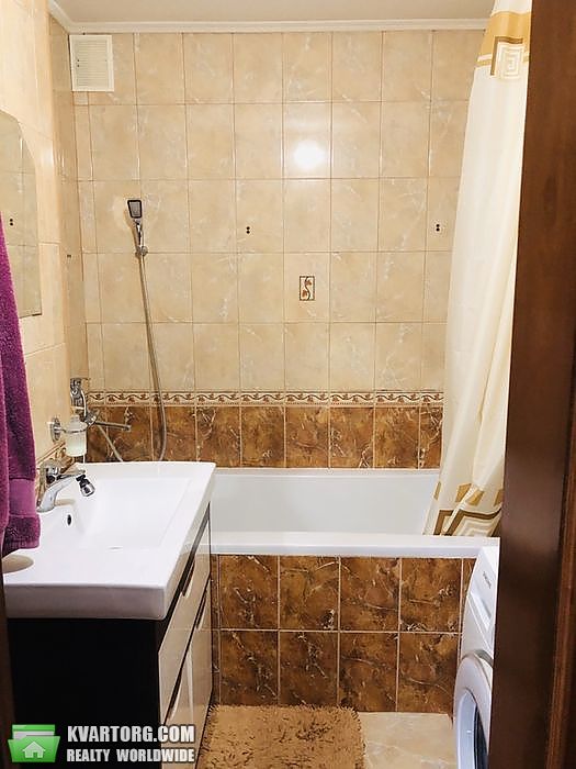 Sell 3-room apartment. Киев,  Сеноманский пер — photo 10