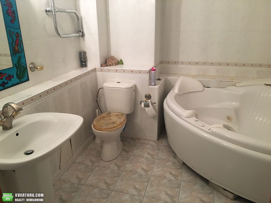 Rent out 3-room apartment. Киев,  Гмыри — photo 10