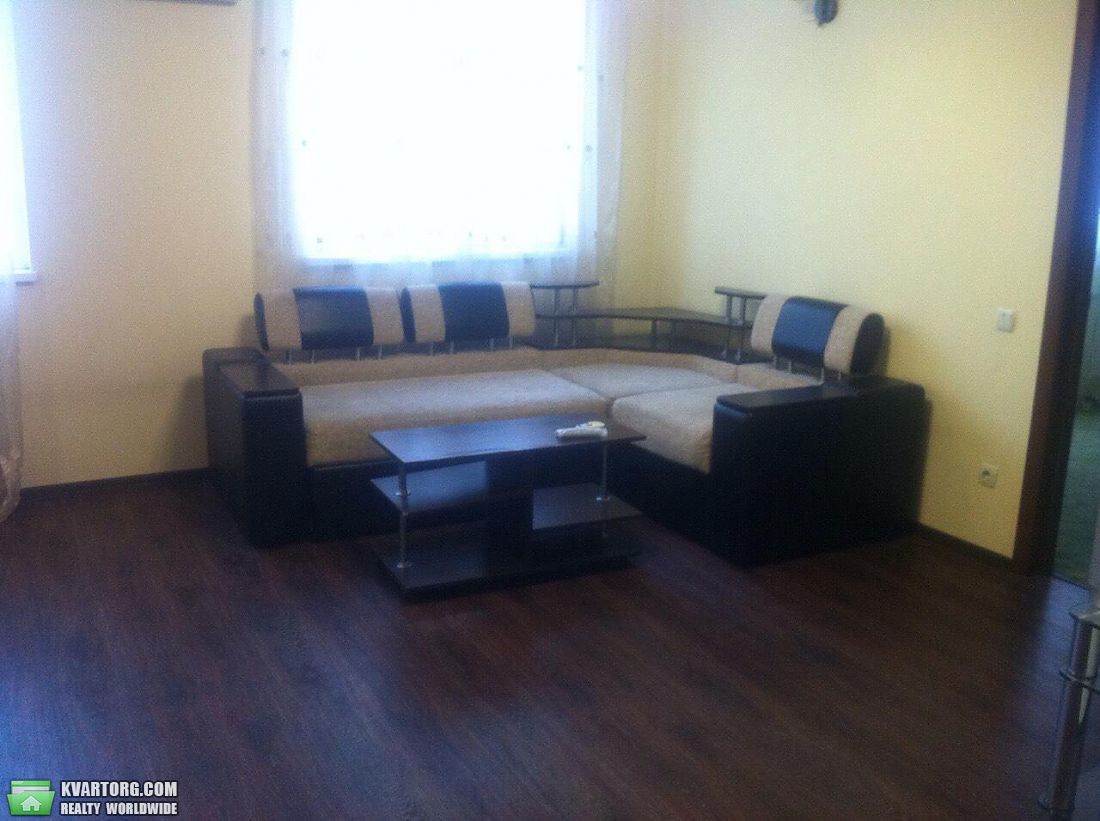 Rent out 3-room apartment. Киев,  Гетьмана — photo 1