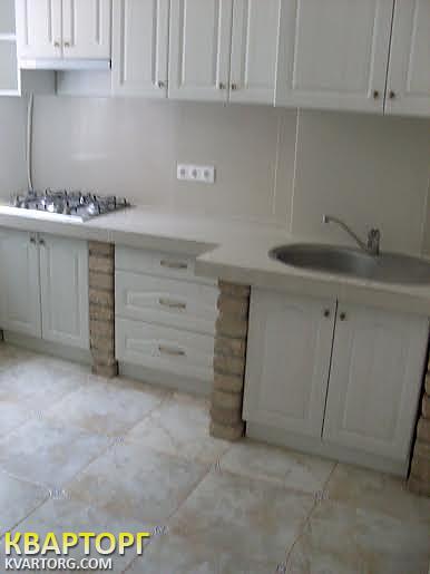 Rent out house. Киев,  Редутная — photo 1