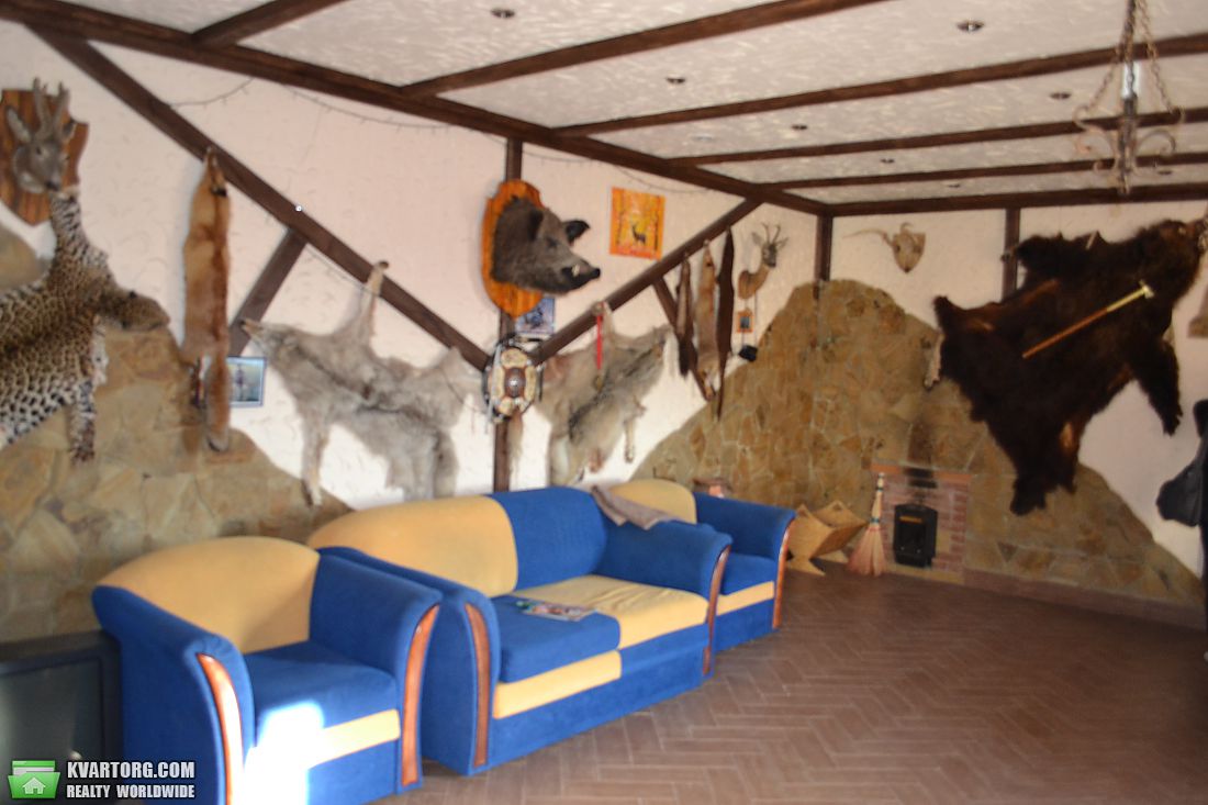 Exchange house. Киевская обл.,  Чапаева — photo 5