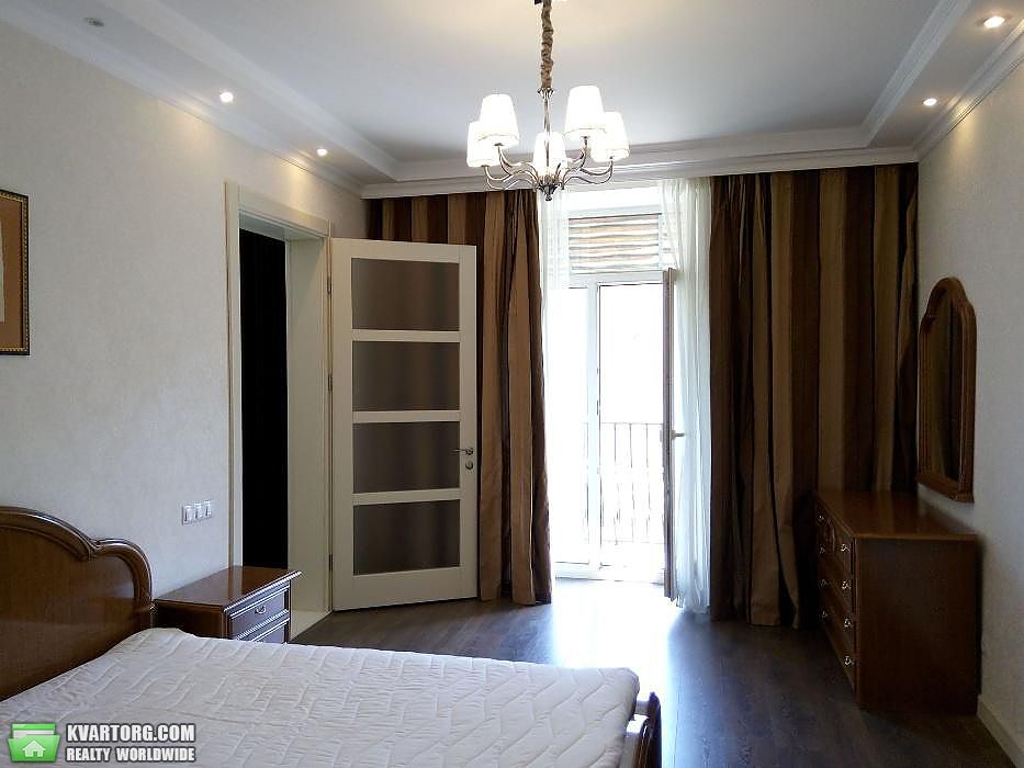 Rent out 3-room apartment. Киев,  Петлюры — photo 4