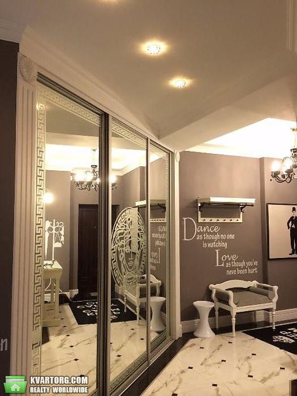 Rent out 3-room apartment. Киев,  Днепровская наб — photo 10
