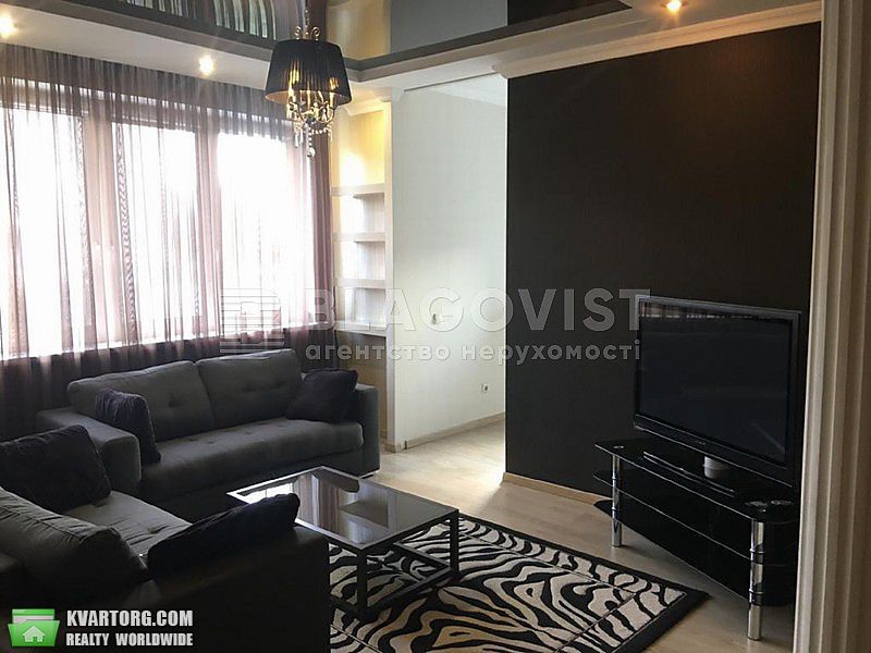 Rent out 2-room apartment. Киев,  Большая Китаевская — photo 1