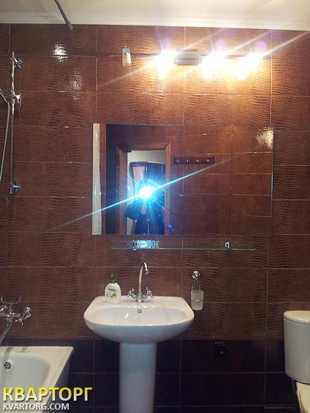 Rent out 1-room apartment. Киев,  Урловская — photo 5