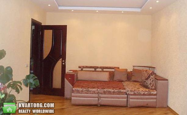 Rent out 1-room apartment. Киев,  Ревуцкого — photo 1