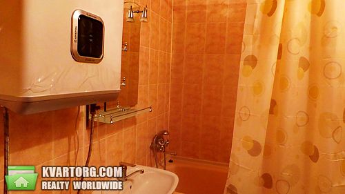Rent out 1-room apartment. Киев, Лаврухина — photo 2