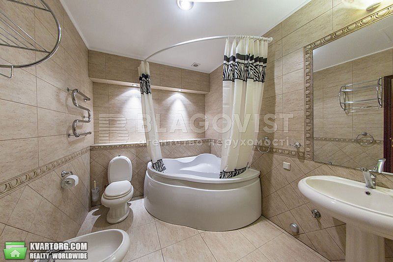 Rent out 4-room apartment. Киев,  Кропивницкого — photo 7
