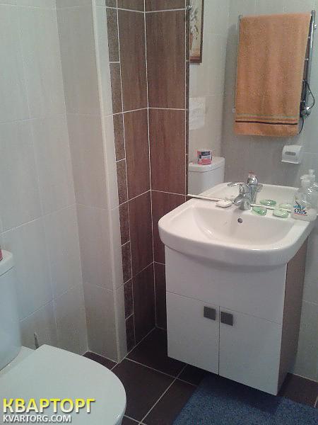 Rent out house. Киев, Вечерняя — photo 7
