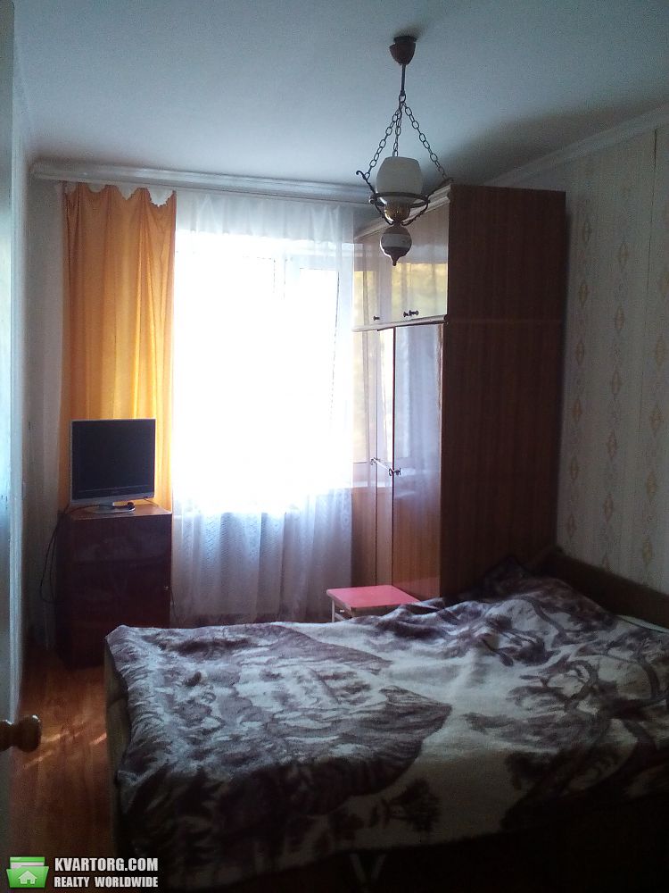 Rent out 1-room apartment. Днепропетровск, пл держинского — photo 1