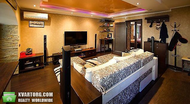 Sell 2-room apartment. Киев, Белогородская — photo 5