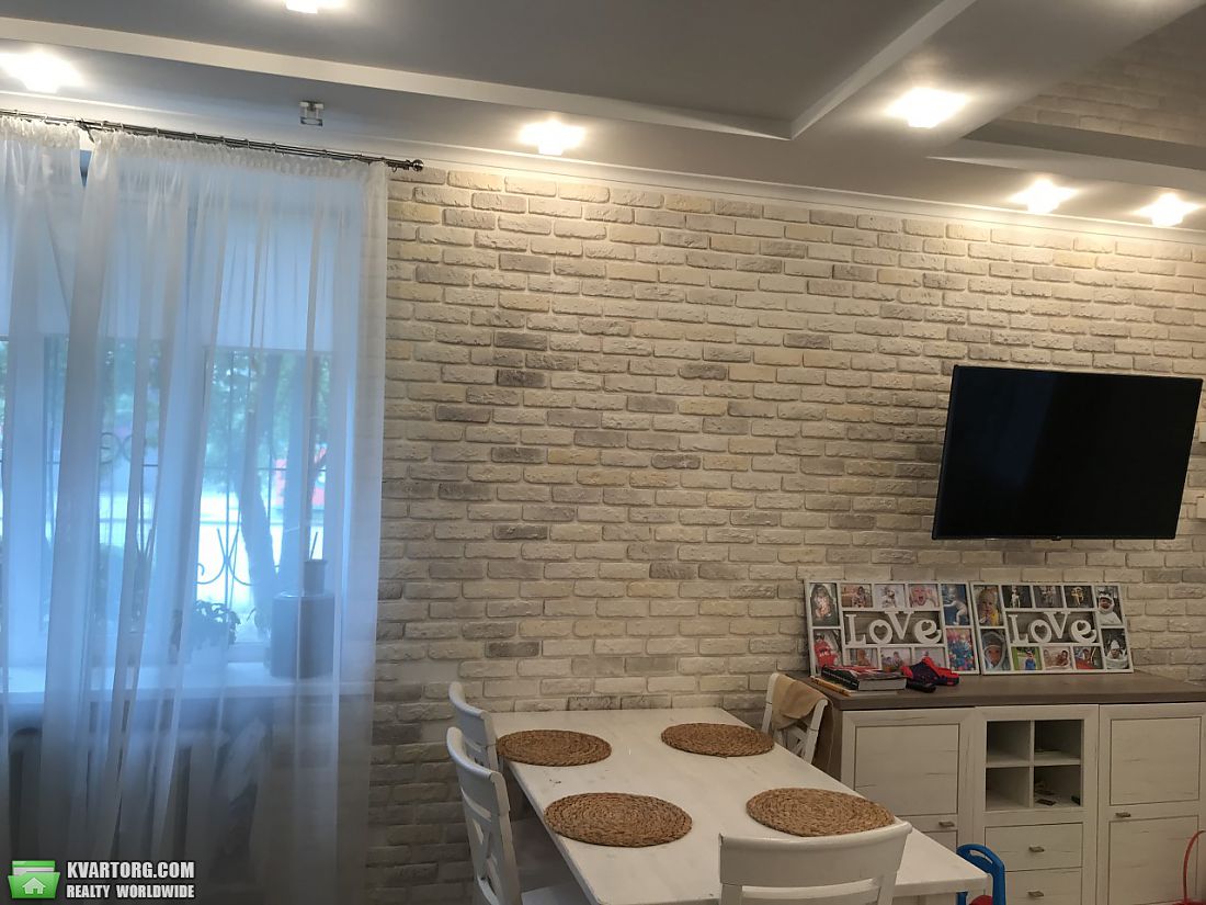 Sell 3-room apartment. Киев,  Героев Обороны — photo 4