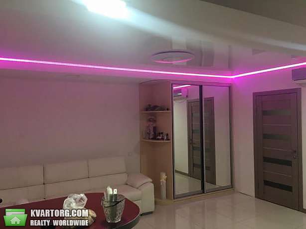 Sell 3-room apartment. Киев,  Чудновского — photo 1