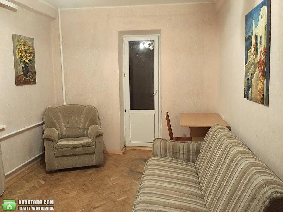 Rent out 2-room apartment. Киев,  Энтузиастов — photo 1