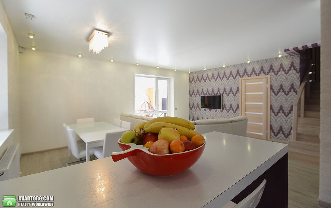 Sell house. Буча, Революции — photo 6