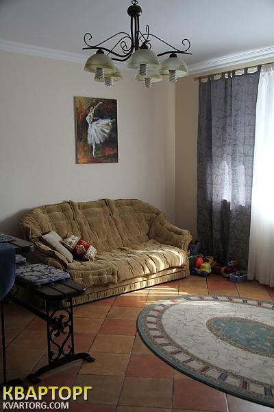 Rent out house. Киев, лесная — photo 6