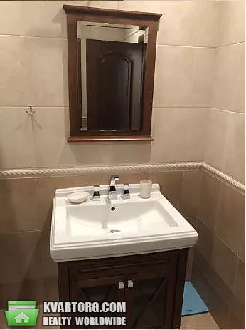 Rent out 3-room apartment. Киев,  Богдана Хмельницкого — photo 5