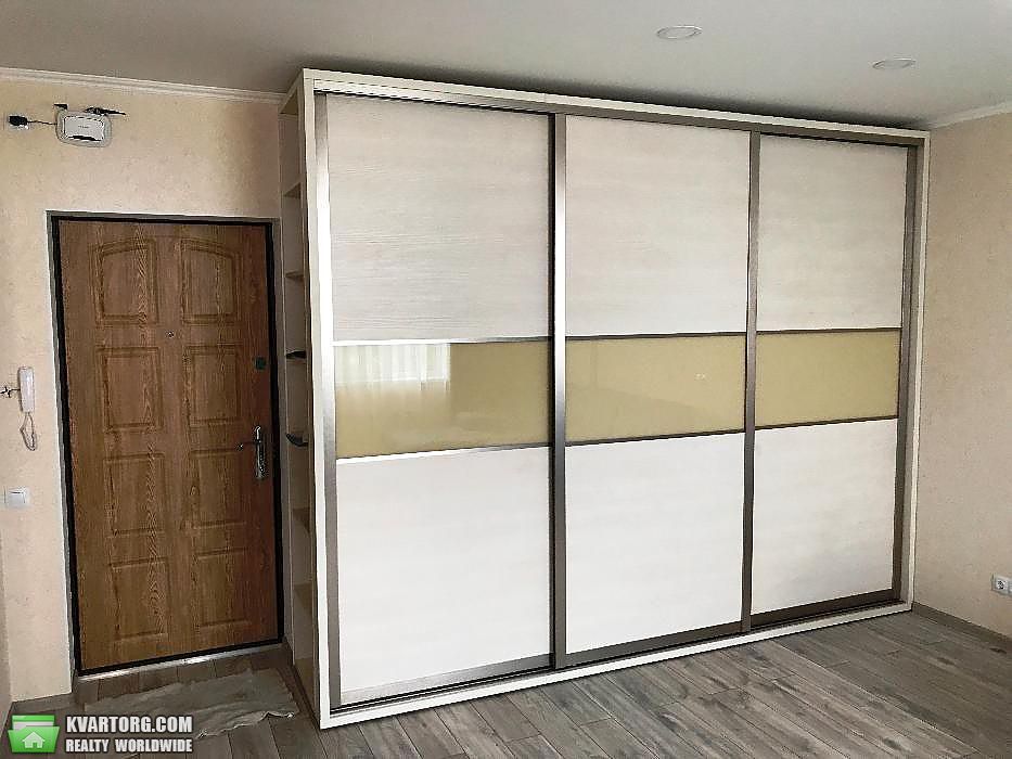 Rent out 1-room apartment. Киев,  Ямская — photo 4