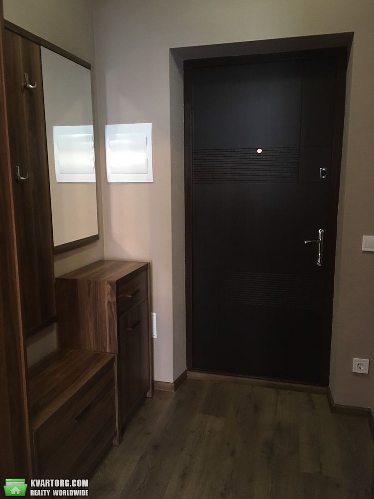 Rent out 1-room apartment. Киев, Калнышевского — photo 5