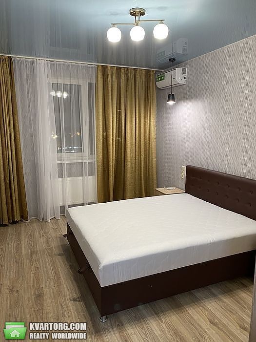 Rent out 2-room apartment. Киев, Ревуцкого — photo 4