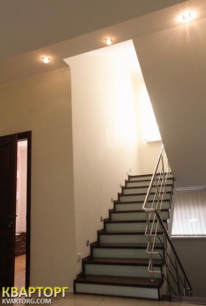 Rent out house. Киев,  Поддубного — photo 9