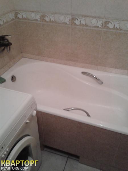 Rent out 1-room apartment. Киев, декабристов — photo 4