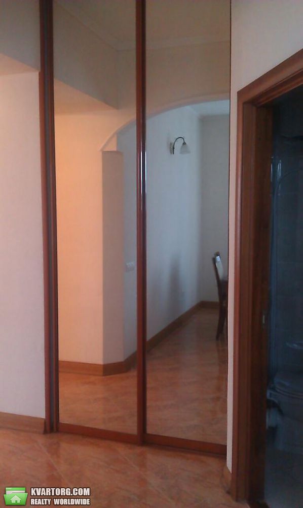 Rent out 3-room apartment. Киев,  Круглоуниверситетская — photo 9
