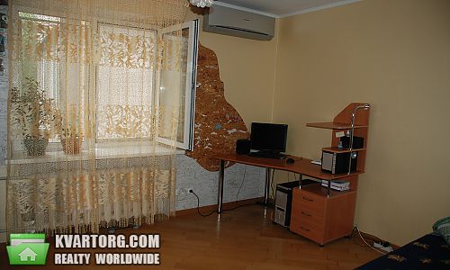 Sell 2-room apartment. Киев,  Ереванская — photo 5