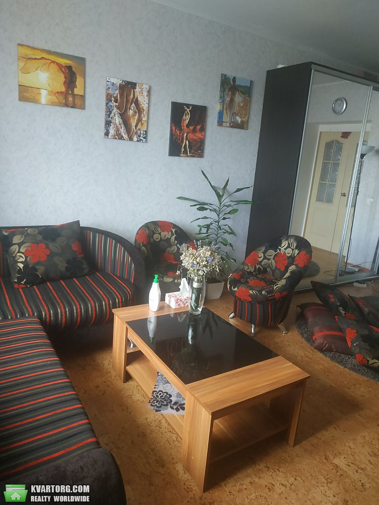 Sell 3-room apartment. Одесса, Коралловая — photo 1