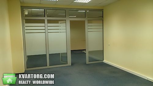 Rent out office. Киев, Жилянская — photo 3