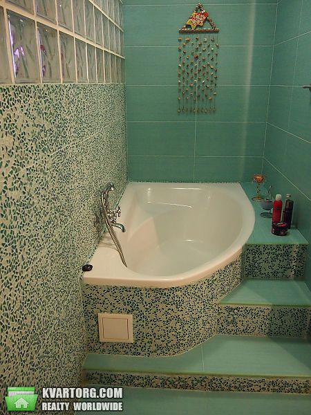 Sell 2-room apartment. Киев, Амосова — photo 8