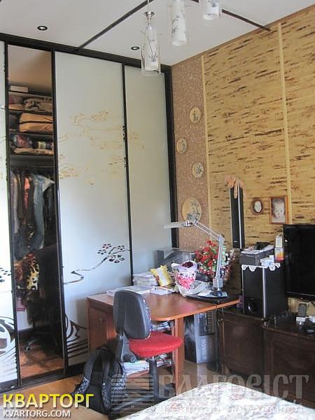 Sell 3-room apartment. Киев,  Петровского — photo 4