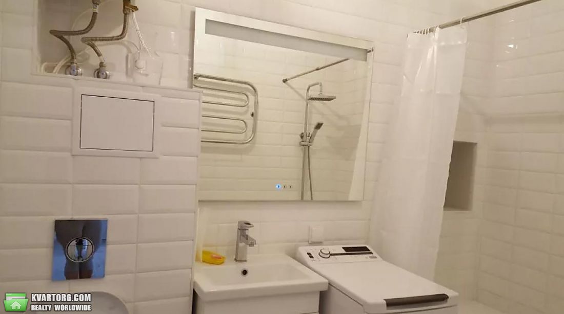 Rent out 2-room apartment. Киев,  Артема — photo 7