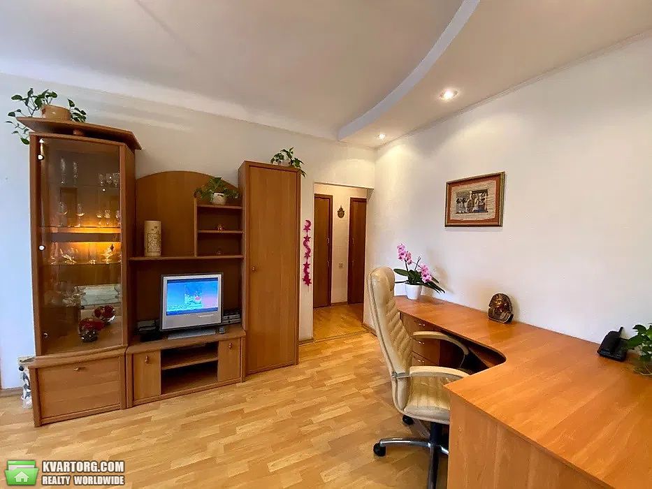Sell 3-room apartment. Киев,  Козицкого — photo 2