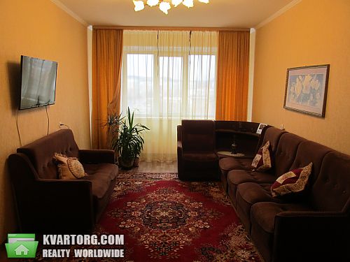 Sell 4-room apartment. Полтава, Жовтнева — photo 1