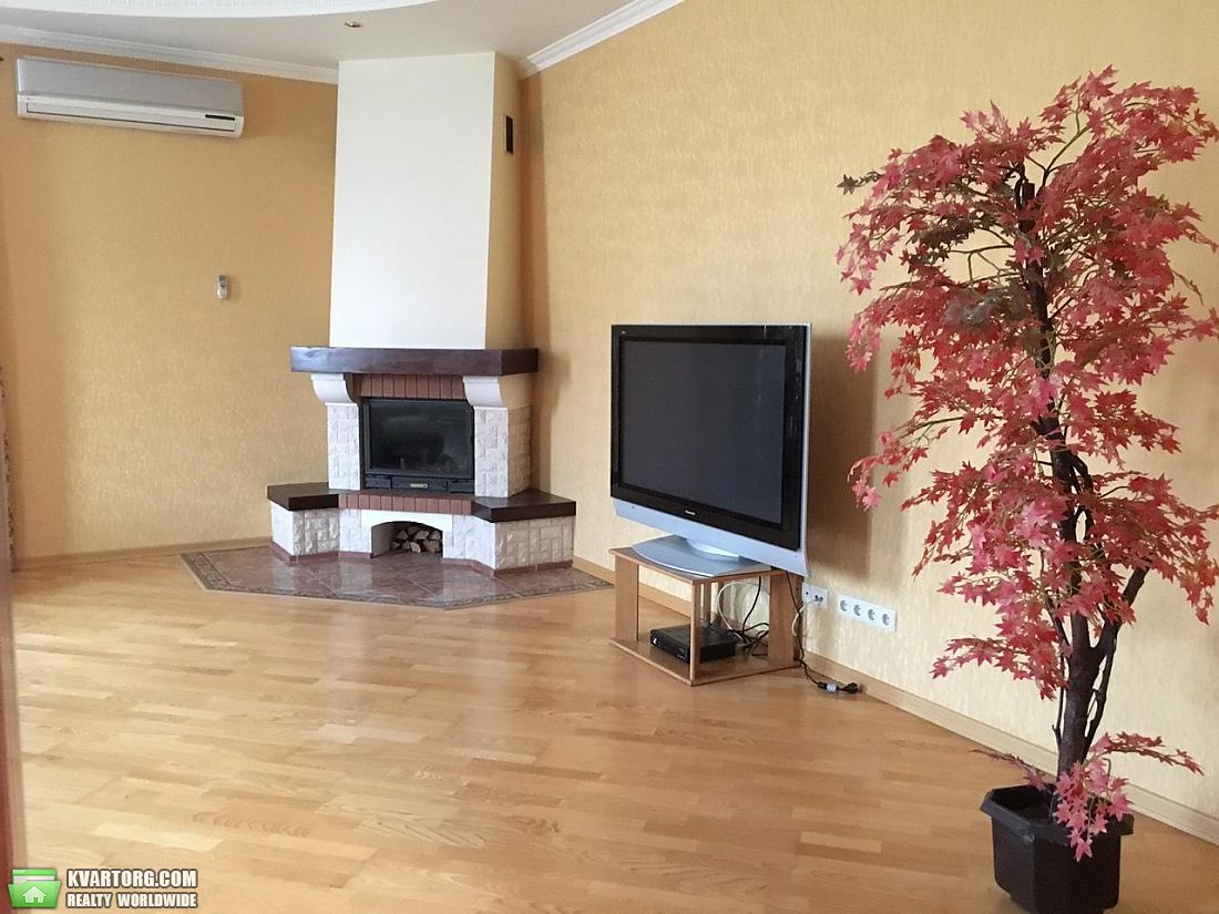 Rent out house. Киев,  Богатырская — photo 2