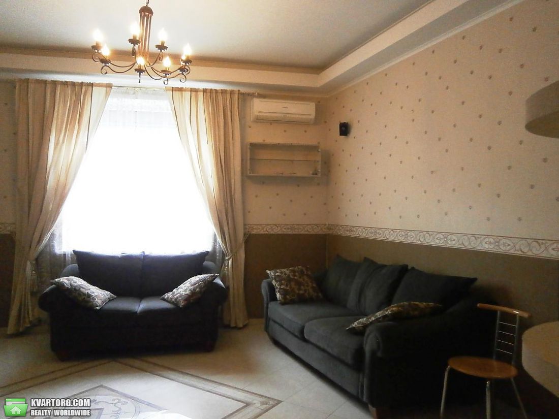 Rent out 3-room apartment. Киев,  Саксаганского — photo 2