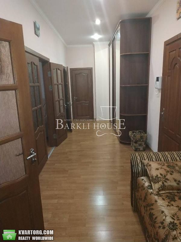 Rent out 2-room apartment. Киев,  Дмитриевская — photo 8