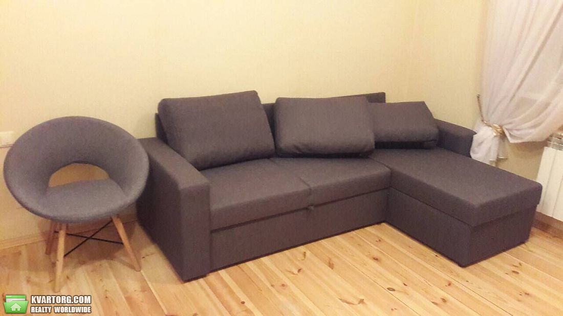 Rent out house. Киев,  Садовая — photo 1