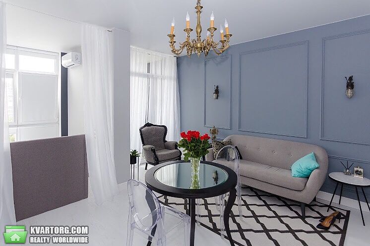 Rent out 1-room apartment. Киев,  Рыбалко — photo 1