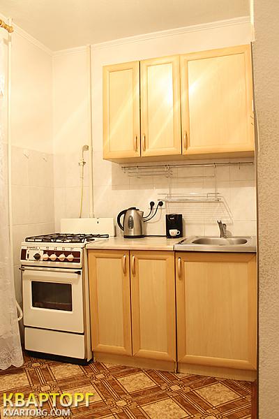 Sell 1-room apartment. Киев,  Лукьяновская — photo 3