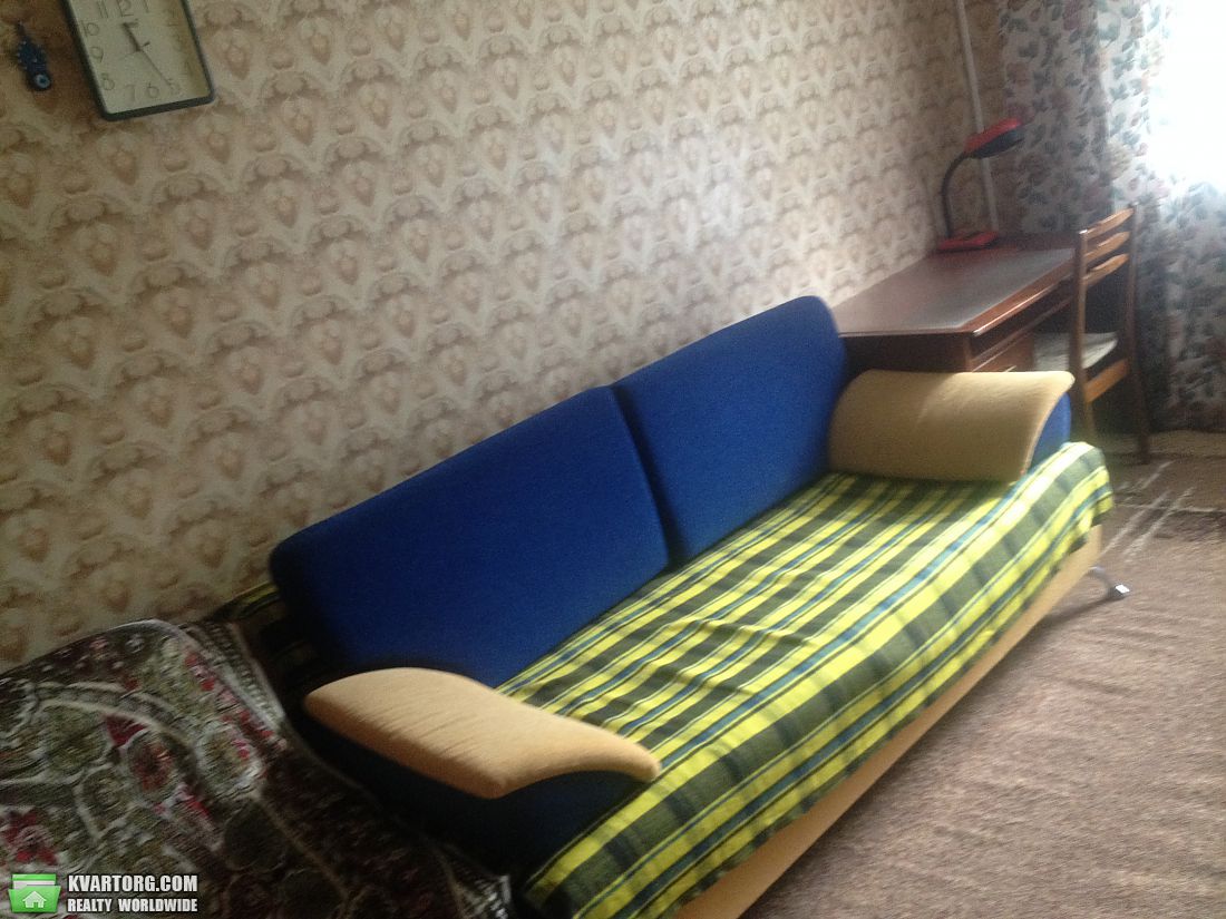 Rent out 2-room apartment. Киев,  Харьковское шоссе — photo 1