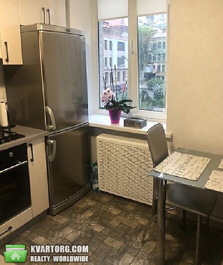 Sell 1-room apartment. Киев,  Златоустовская — photo 4