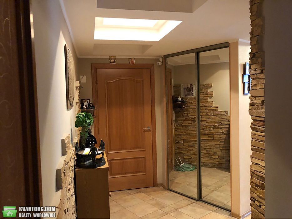 Sell 3-room apartment. Киев,  Оболонский пр — photo 2