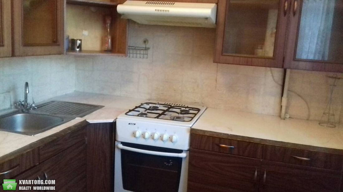 Rent out 1-room apartment. Киев,  Радужная — photo 2