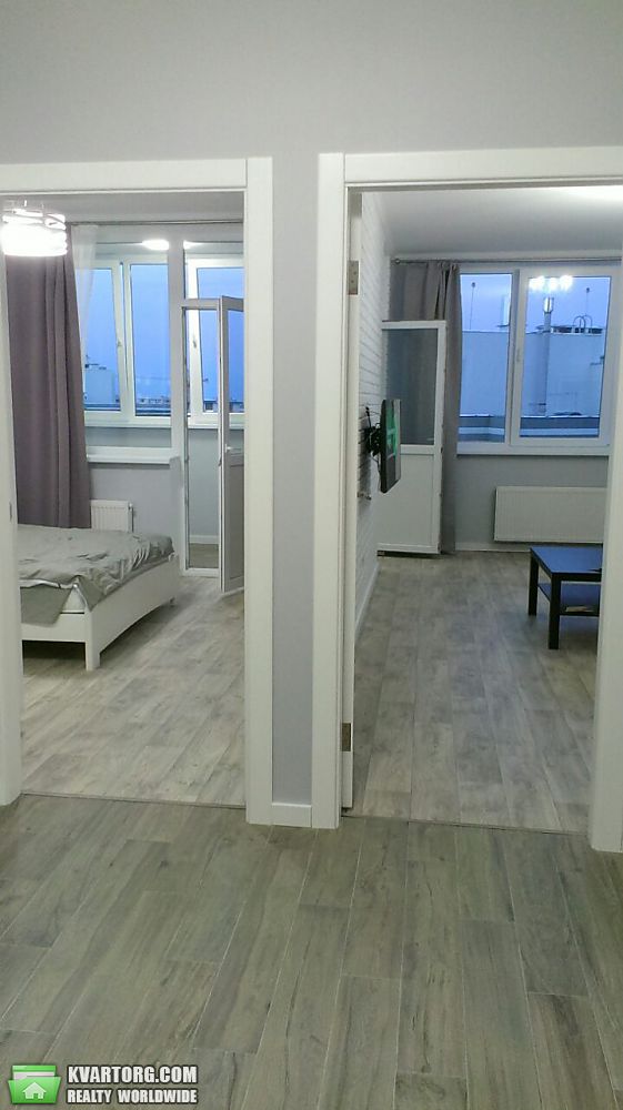 Rent out 2-room apartment. Киев,  Герцена — photo 8