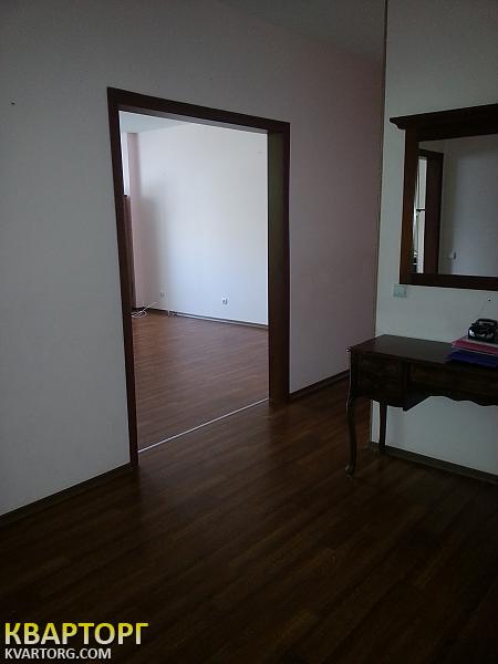 Rent out office. Киев,  Окипной Раисы — photo 1