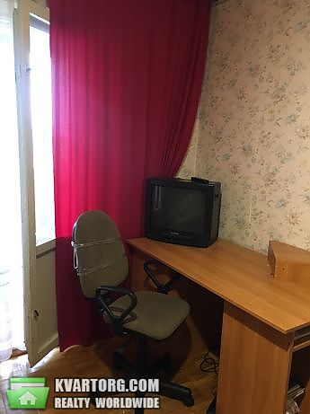 Rent out 2-room apartment. Киев,  Харьковское шоссе — photo 4