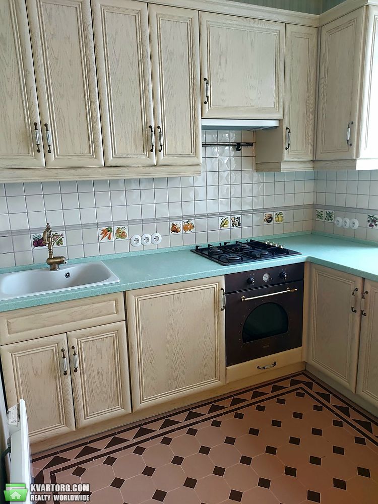 Rent out 1-room apartment. Киевская обл., Центральная — photo 8