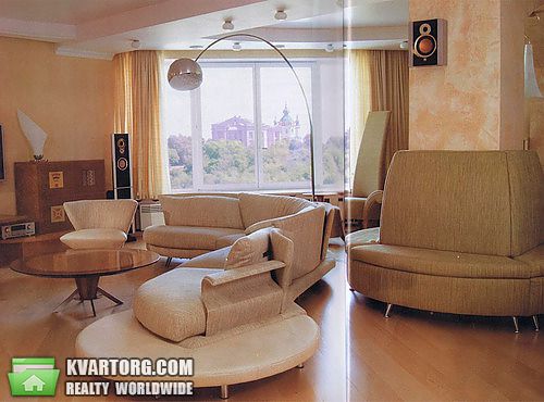 Sell 4-room apartment. Киев,  Большая Житомирская — photo 2